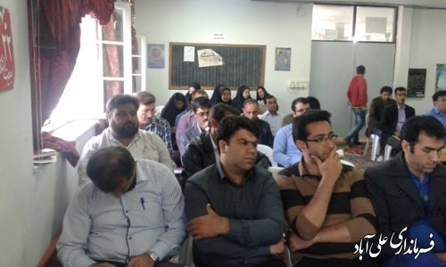 بازدید دهیاران از هنرستان کشاورزی امام خمینی(ره)