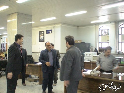 بازدیدسرزده فرماندار از بانکهای علی آباد کتول 
