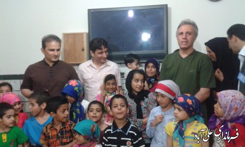 حضور عموهای فیتیله ای در جمع کودکان موسسات خیریه شهرستان علی آباد کتول 