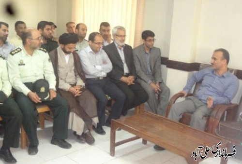 دیدار مسئولین شهر فاضل آباد از دادگاه عمومی کمالان بمناسبت هفته قوه قضائیه