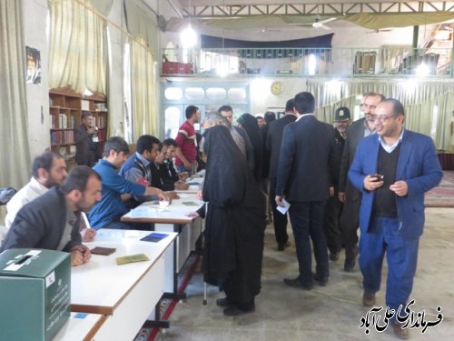 بازدید فرماندار و اعضای شورای تامین از چند شعب اخذ رای در شهرستان علی آباد کتول