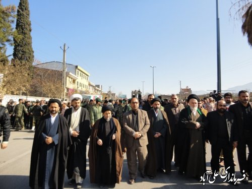 مراسم تشییع ۳ شهید گمنام دوران دفاع مقدس در علی آباد کتول برگزار شد