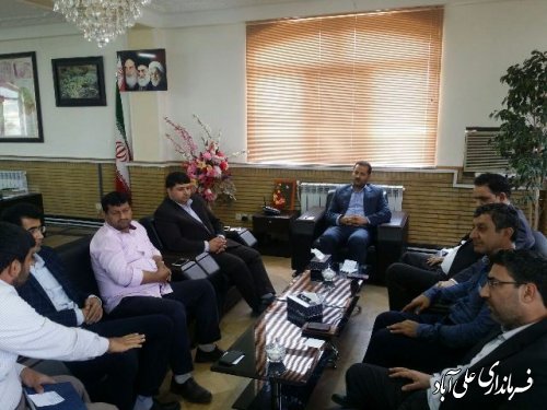 اعضای شورای شهر و شهردار مزرعه کتول با فرماندار علی آباد کتول دیدار کردند 
