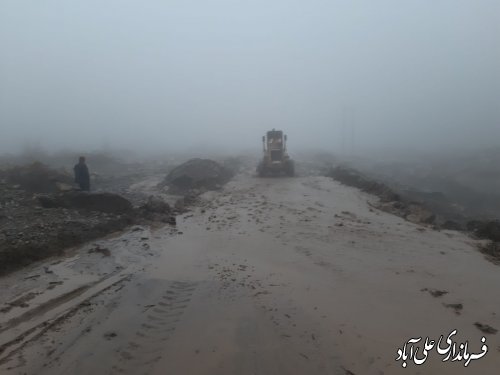  اعلام مسدودی مسیر حدفاصل روستای غریب آباد به چه جا(دره آخران) در دهنه محمدآباد بخش کمالان