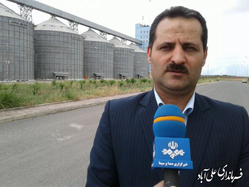بازدید فرماندار از سیلوها و مراکز خرید گندم شهرستان علی آبادکتول 