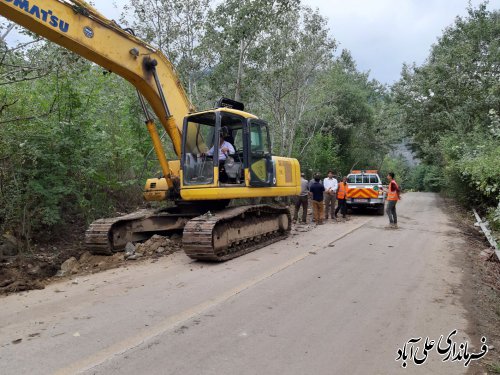 بازدید فرماندار علی آبادکتول از روند اجرای پروژه گازرسانی به روستاهای افراتخته و خاک پیرزن