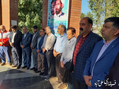ادای احترام و تجدید میثاق فرماندار و اعضای شورای اداری به شهدای شهرستان علی آبادکتول