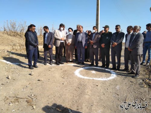 با حضور فرماندارمراسم کلنگ زنی پروژه احداث پل ورودی ورزشگاه شهید علی آبادی برگزار شد