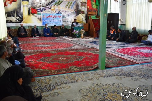 به مناسبت گرامیداشت هفته بسیج میز خدمت جهادی "شهید کوچری" در اسلام آباد سیستانیهای علی آبادکتول برگزار شد