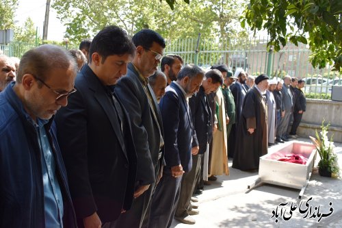 پیکر مادر سردارشهید «غلامحسین رحمانی» در علی آبادکتول تشییع و به خاک سپرده شد