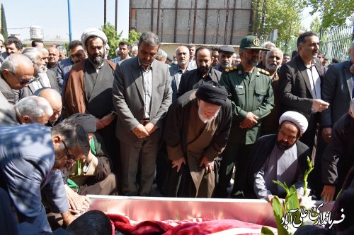 پیکر مادر سردارشهید «غلامحسین رحمانی» در علی آبادکتول تشییع و به خاک سپرده شد