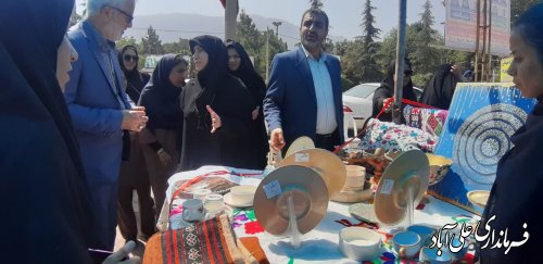 نمایشگاه صنایع دستی معلولین روستایی در شهرستان علی آباد کتول افتتاح شد