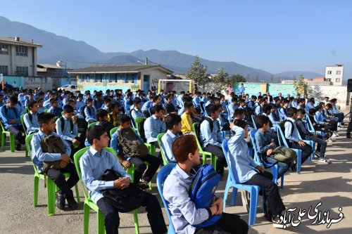 زنگ بازگشایی مدارس در علی آبادکتول با حضور فرماندار نواخته شد