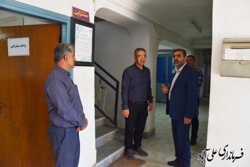 حضور سرزده فرماندار علی آبادکتول در اداره آب و فاضلاب همراه با بازدید میدانی از سطح شهر