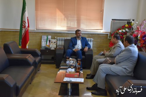 مدیر عامل دخانیات استان گلستان با فرماندار علی آباد کتول دیدار کرد