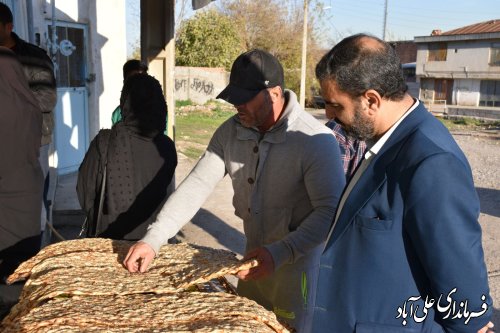 فرماندار علی آبادکتول به صورت سرزده از نانوایی های سطح شهر بازدید کرد