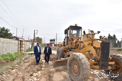 بازدید فرماندار علی آبادکتول از روند اجرای پروژه زیرسازی جاده قدیم مزرعه کتول به ساورکلاته