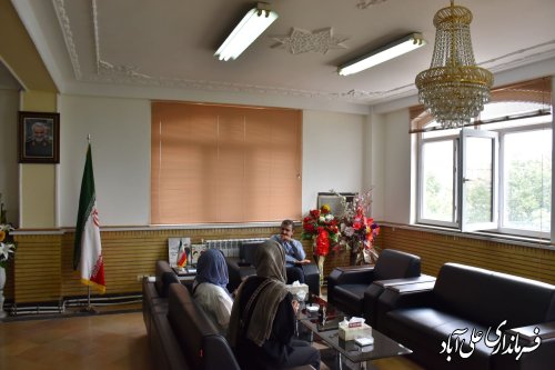 ملاقات عمومی فرماندار علی آبادکتول با بررسی و رفع مشکلات مراجعین برگزار شد